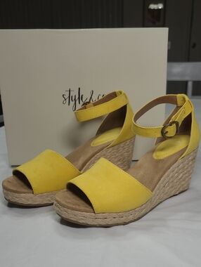 Women's Seleeney Espadrille Wedge Sandals.